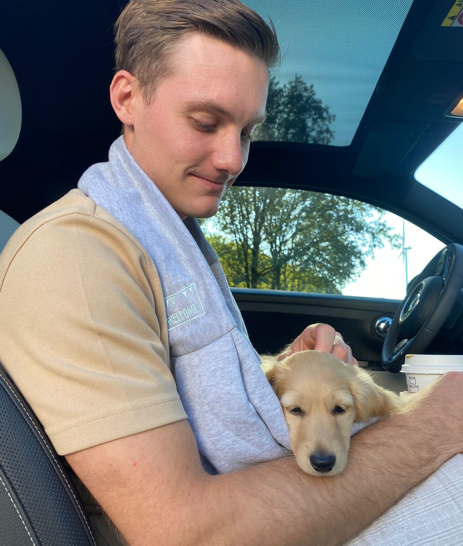 Our Experience with the Best Dog Carrier Sling Dachshundpedia